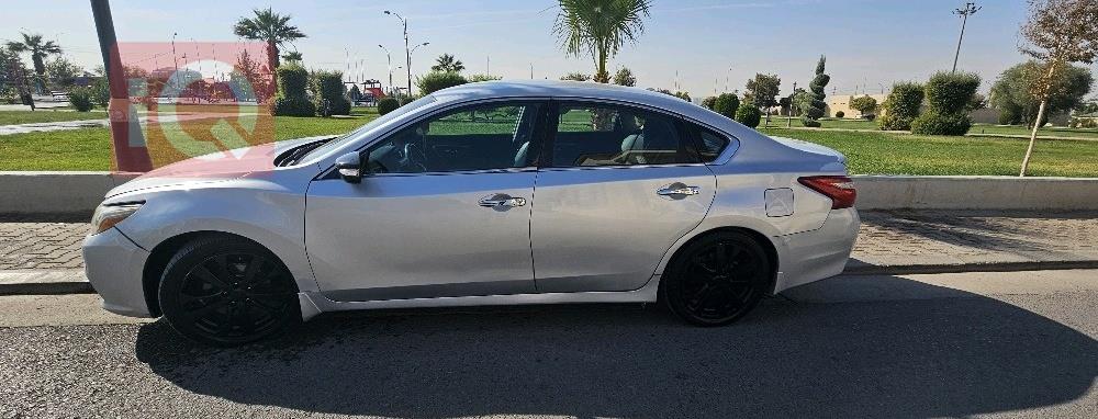 نیسان ئەلتیما